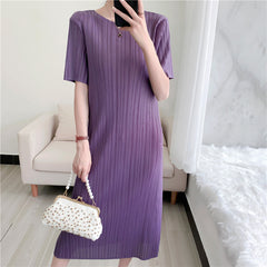 Summer Slim Pleated Midi Dress – Elegant Wrinkle-Free Style