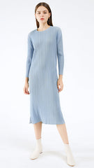 Pleated Solid Color Midi Dress – Slim Long Sleeve Slit Style