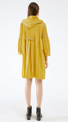Pleated Double-Breasted Trench Coat – Loose Mid-Length Women’s Jacket