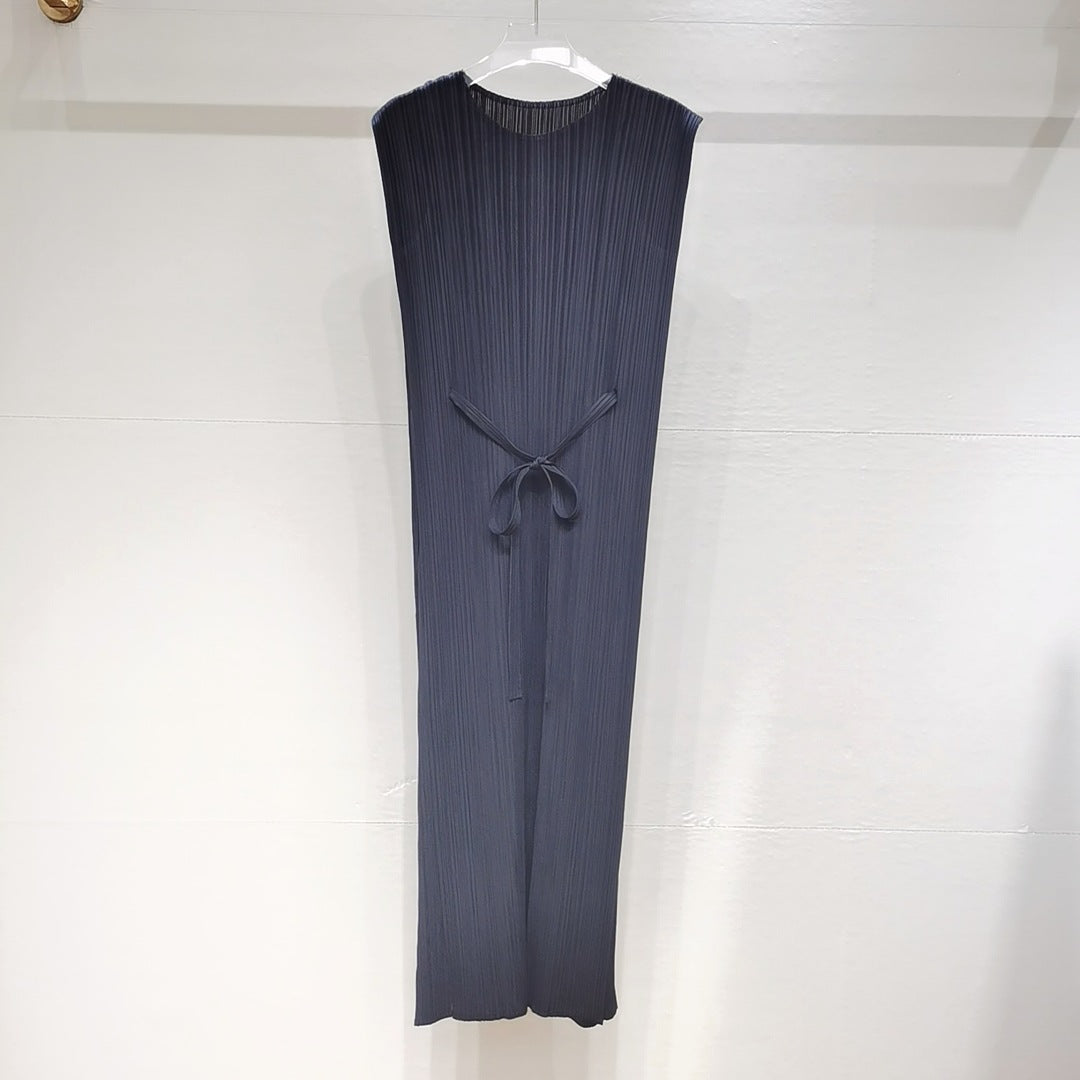 High-End Pleated Midi Dress – Slim Fit Lace-Up Waist Elegant Style
