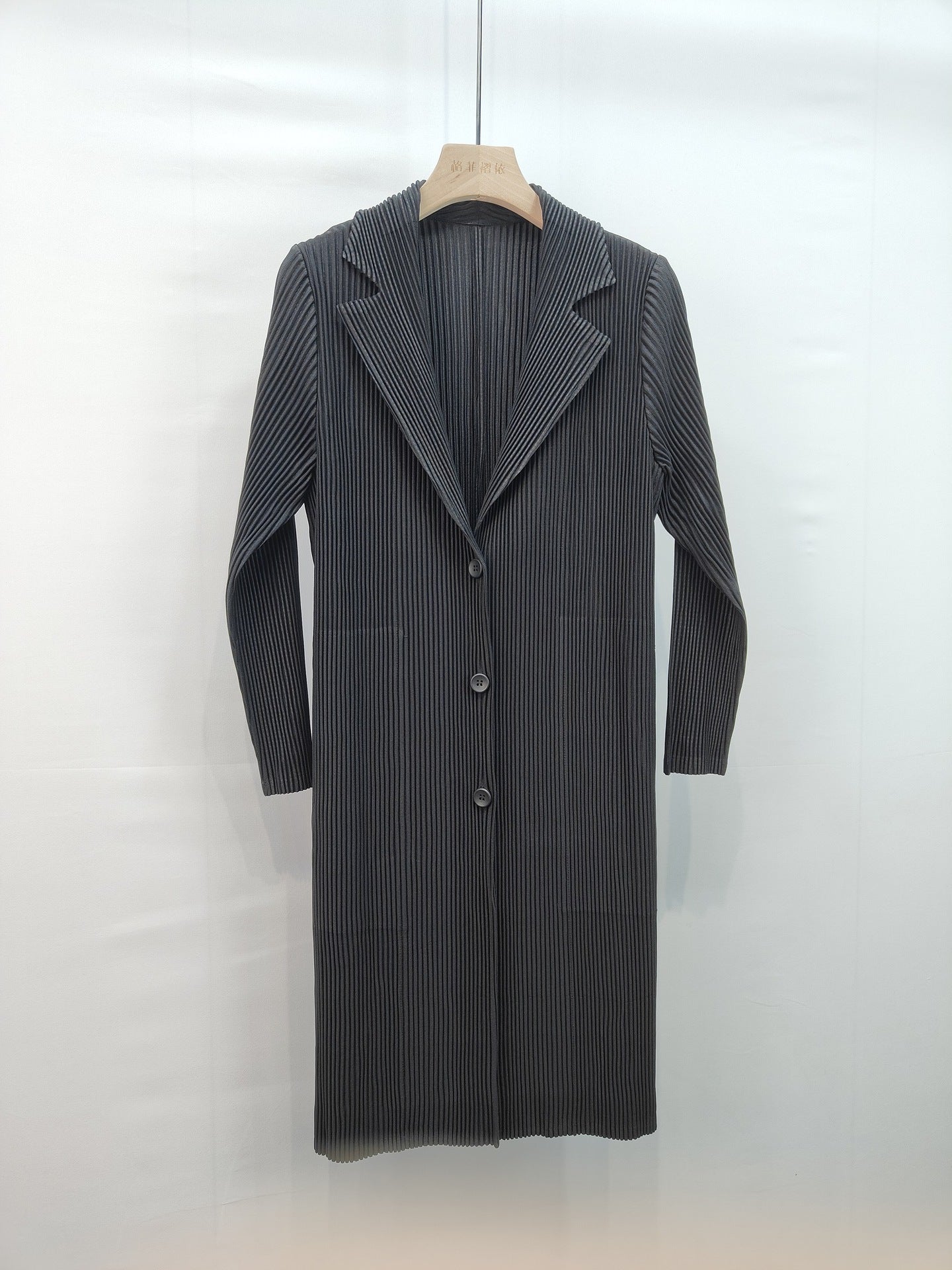 2025 Fall Winter Suit Collar Mid-Length Coat – V-Neck, Loose Fit, Elegant Commuting Style