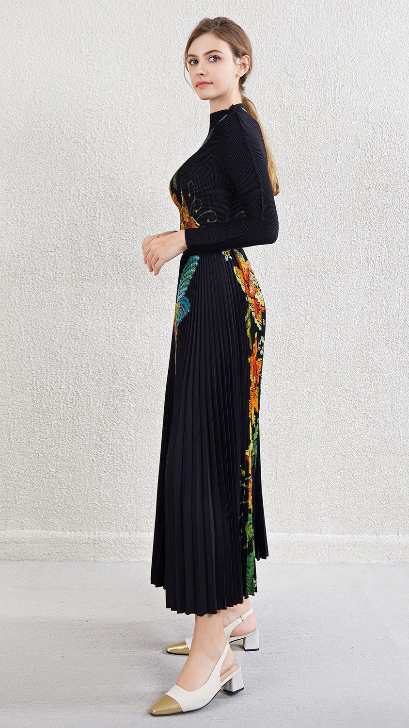Pleated Print Chiffon Top and Skirt Set – Elegant Two-Piece Outfit