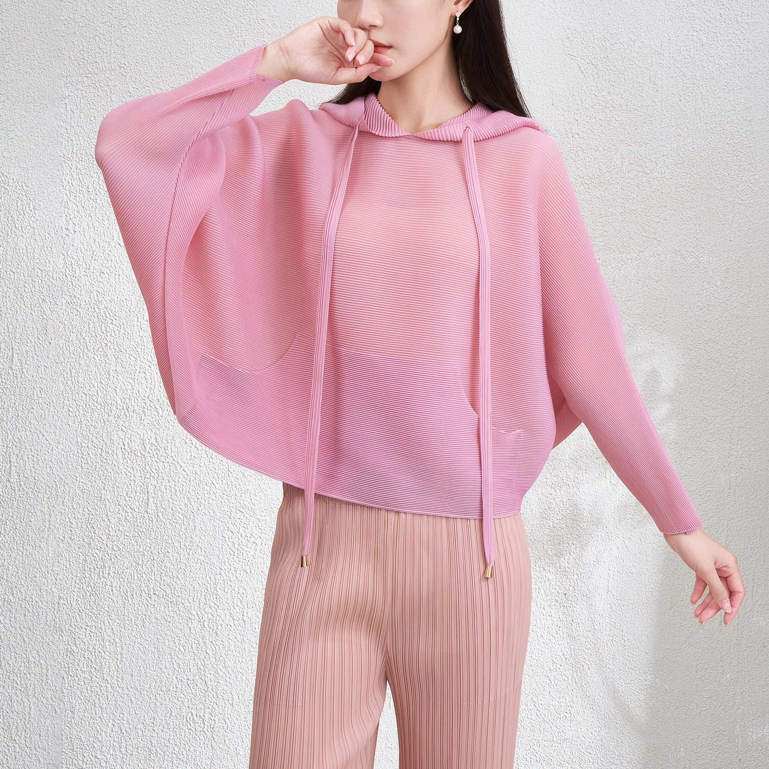 Pleats Please Hooded Sweatshirt – Loose Bat Sleeve Pleated Slimming Top