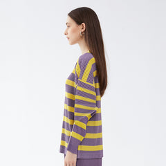 Pleated Striped Sweatshirt – Loose Long Sleeve Casual Women’s Top