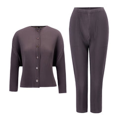 Pleated Two-Piece Set – High-End Single-Breasted Jacket and Slim Pants