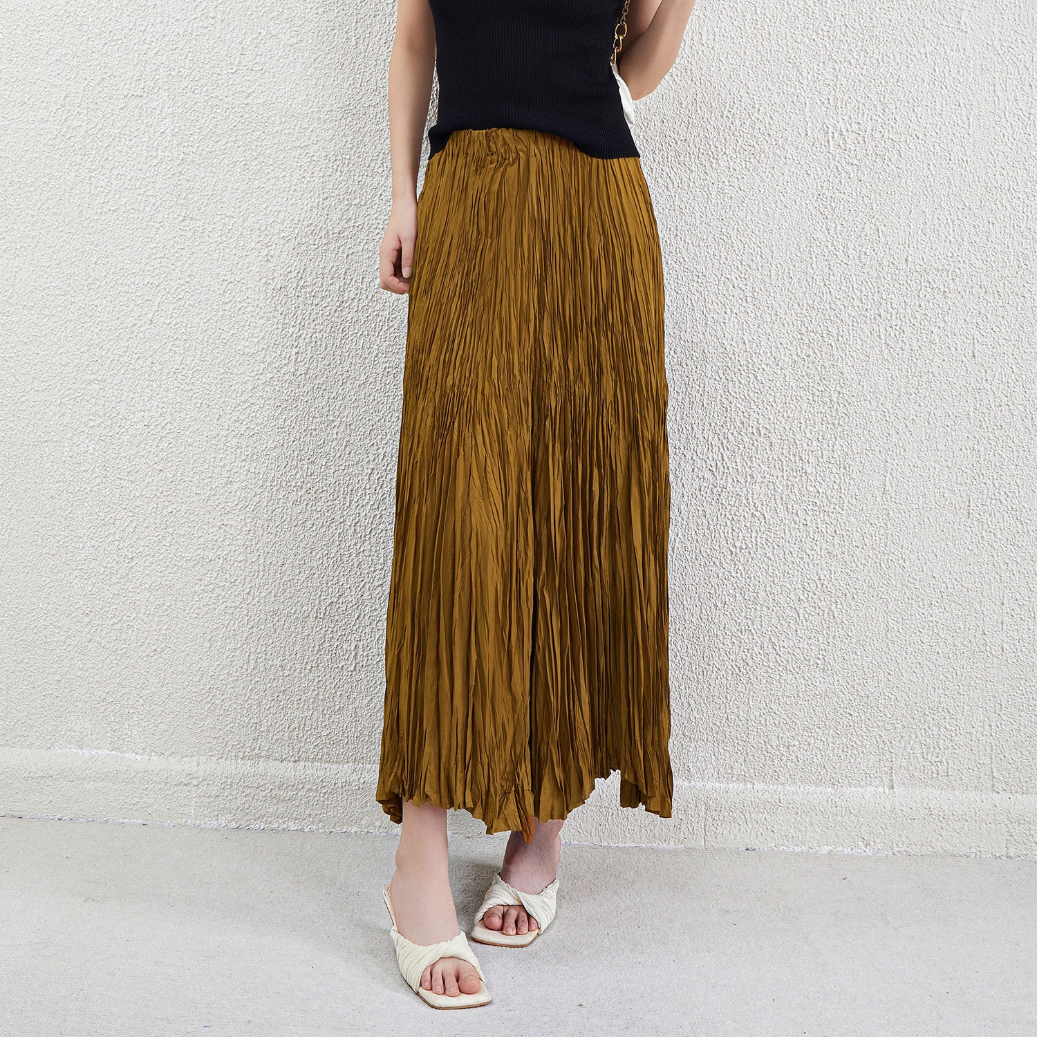 Pleats Please A-Line Swing Skirt – Mid-Length Elegant Pleated Style