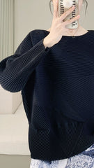 Pleated Top – Asymmetrical Folded Slim Fit Thick Fabric