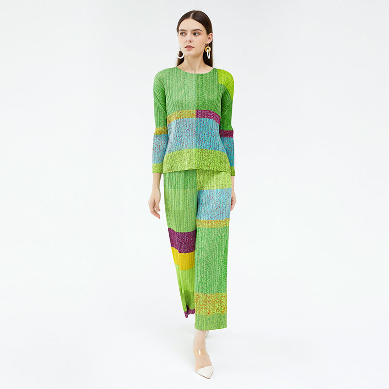 Pleats Please Contrast Print Suit – Pleated Two-Piece Set