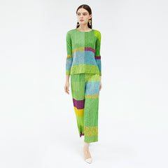 Pleats Please Contrast Print Suit – Pleated Two-Piece Set