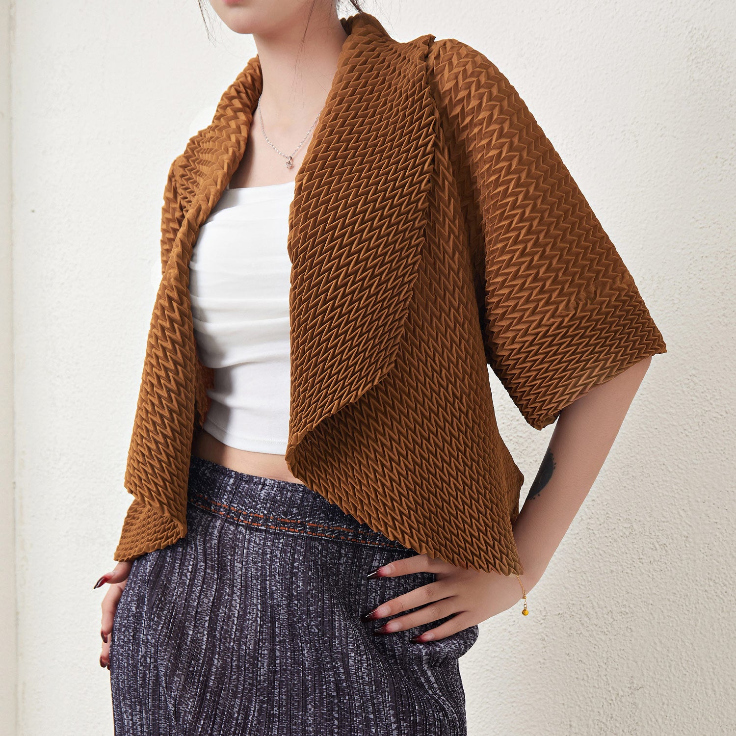 Pleated Plus-Size Sunscreen Shawl Cardigan – Lightweight Summer Layer for Women