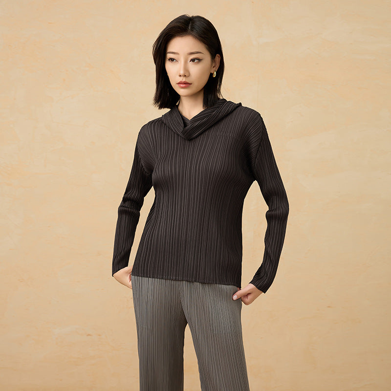 Women’s Autumn Pleated Hoodie – Slim Fit Solid Color Sweatshirt