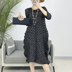 2025 Fall Winter Pleated Metallic Dress – Loose Fit, Elegant Casual Maxi Style for Women