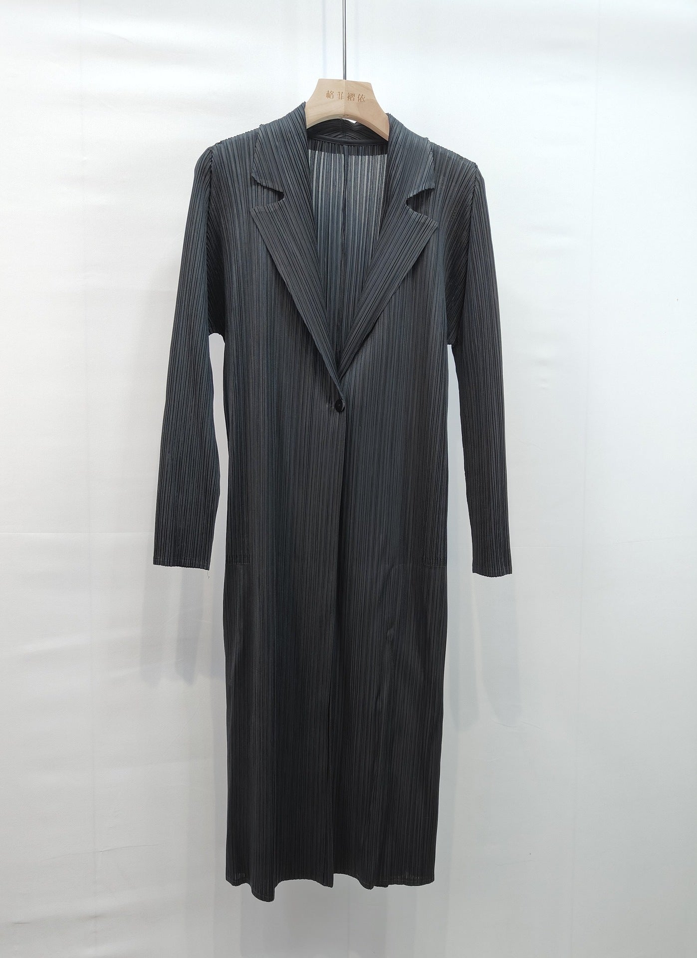 2025 Fall Winter Pleated Mid-Length Coat – Suit Collar, Slim Fit, Elegant Everyday Style