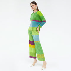 Pleats Please Contrast Print Suit – Pleated Two-Piece Set