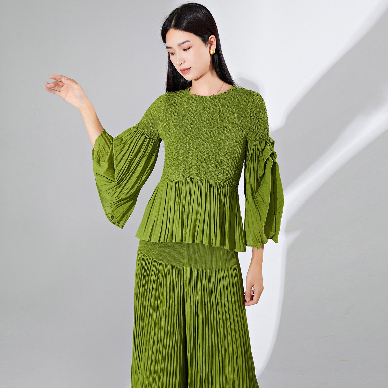 Pleated Two-Piece Set – Wide-Leg Pants & Top, Plus-Size Friendly Outfit for Women