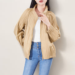 Pleated Short Puffer Jacket – Stylish Lightweight Women’s Outerwear