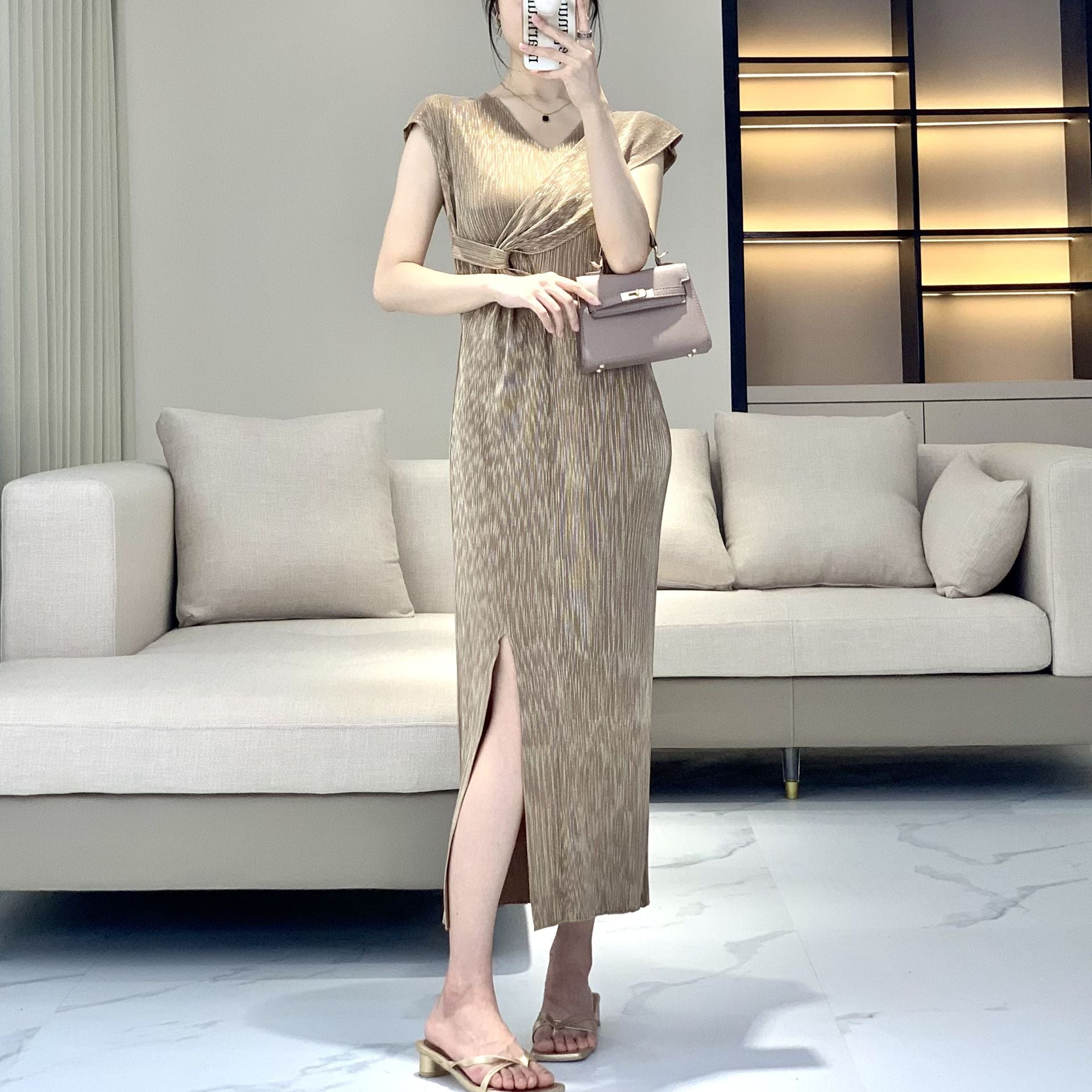 Irregular Pleated Summer Dress – Metallic Shine with Waist-Cinching Elegance