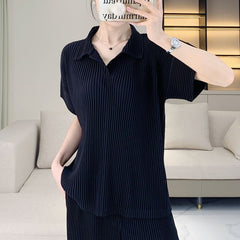 Miyake quality T-shirt top, unisex high-end fashion temperament, versatile polo shirt, casual simple short sleeves