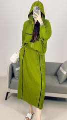 2025 Fall Winter Pleated Two-Piece Set – Sporty Hooded Zipper Jacket & Versatile Skirt