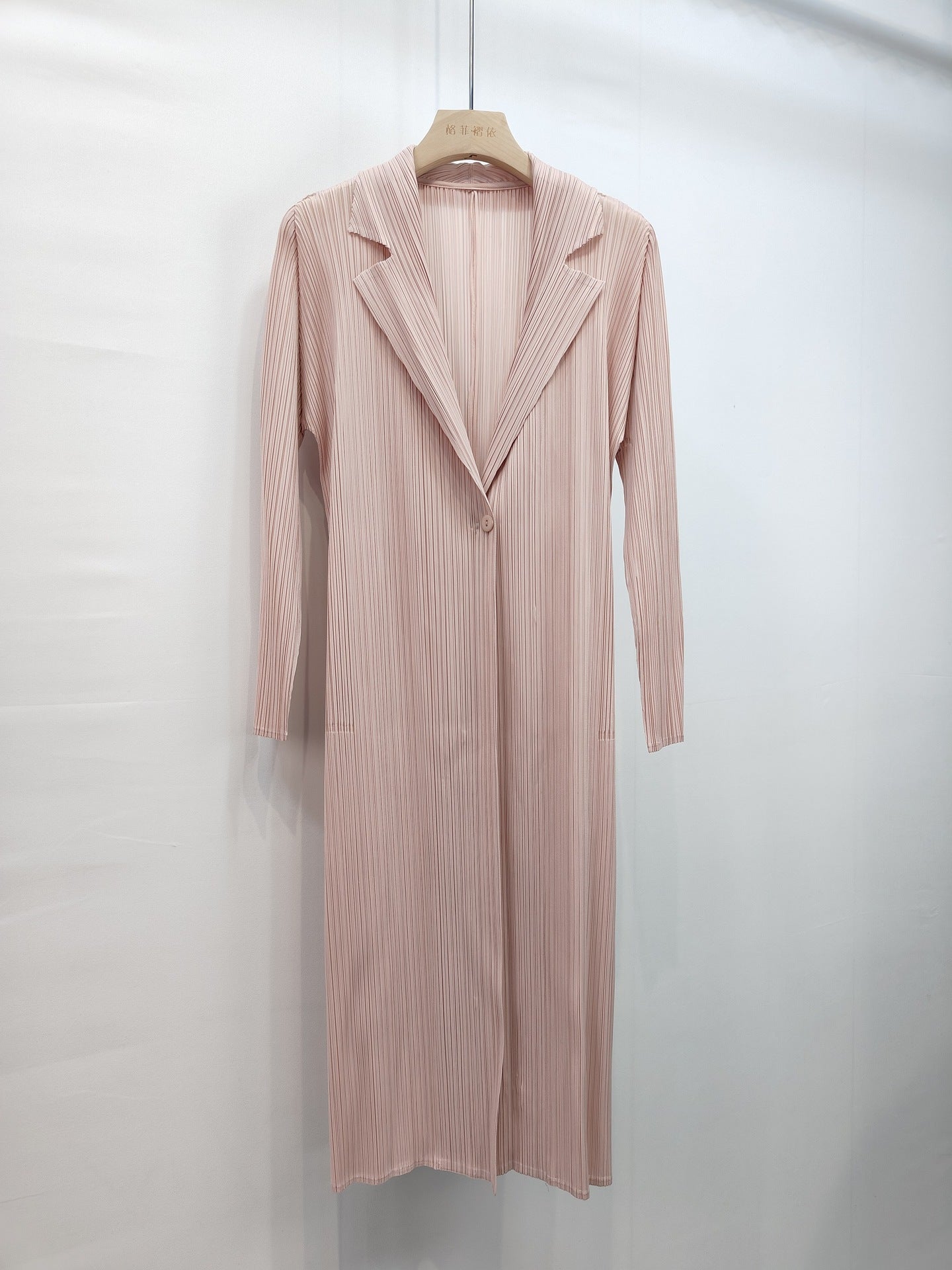 2025 Fall Winter Pleated Mid-Length Coat – Suit Collar, Slim Fit, Elegant Everyday Style