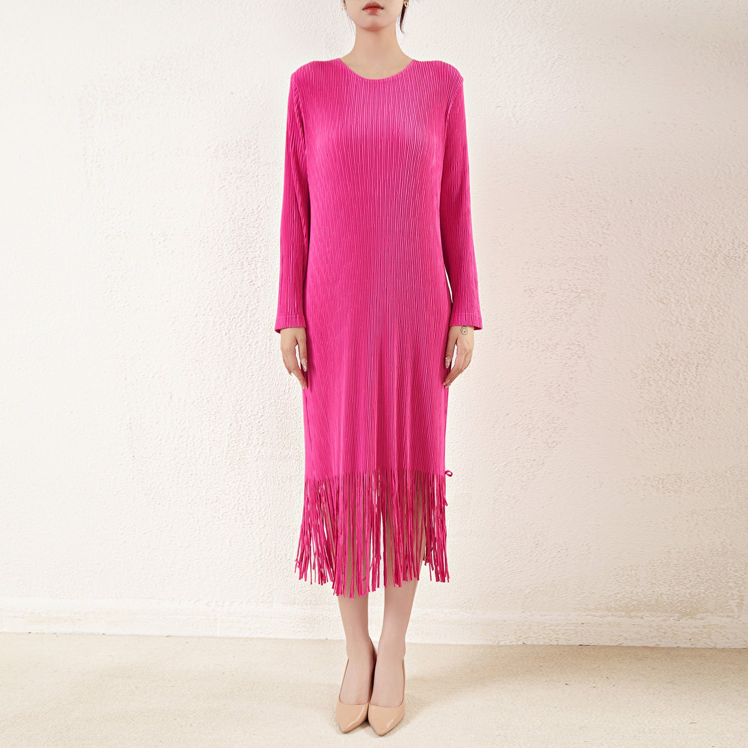 Pleated Knitted Tassel Skirt Dress – Chic and Elegant Women’s Outfit