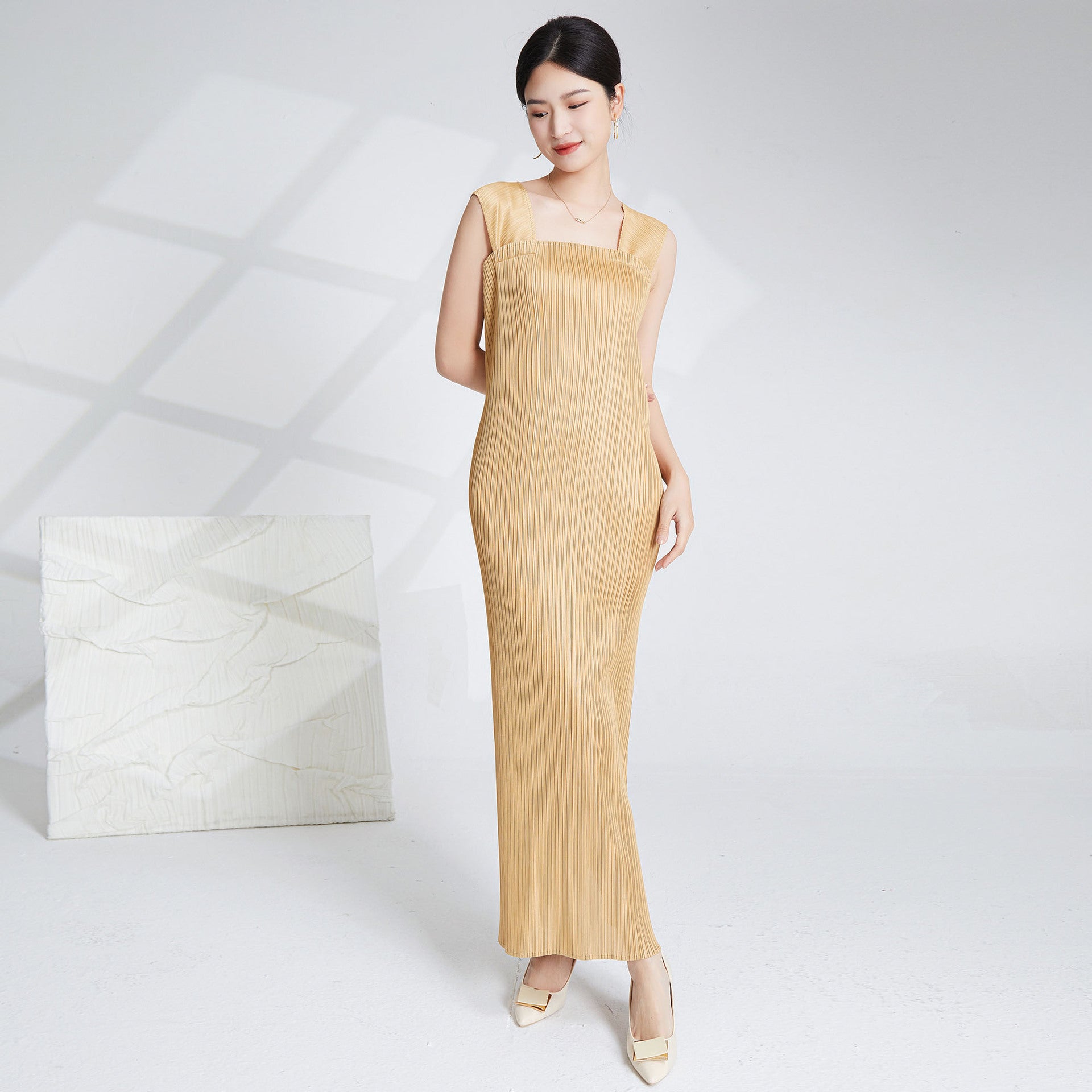 Issey Miyake Pleats Please Style – 兩件套吊帶裙套頭衫套裝