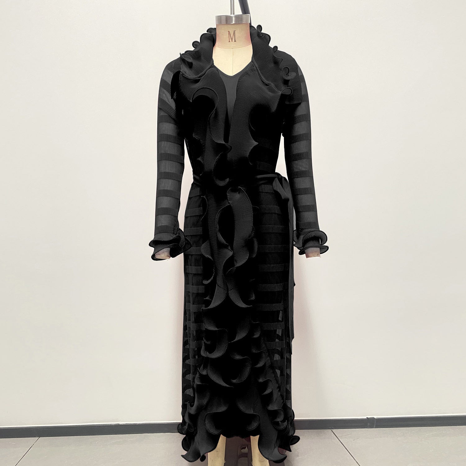 Pleated Ruffle Splice Long Sleeve Dress – Elegant and Modern Women’s Outfit
