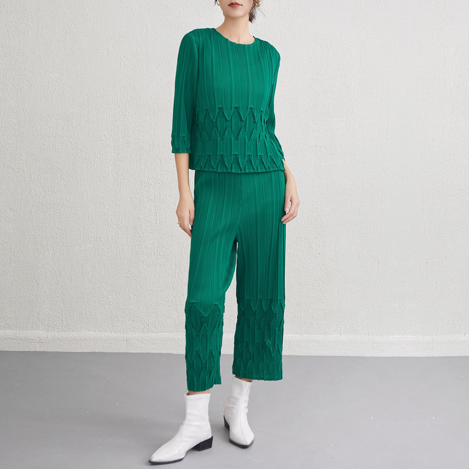 Pleats Please Wide-Leg Pants Set – Pleated Two-Piece Outfit for Women