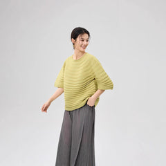 Nordic Style Pleated Knit T-Shirt – Fresh Crew Neck, Short Sleeve, Lightweight Summer Top for Women