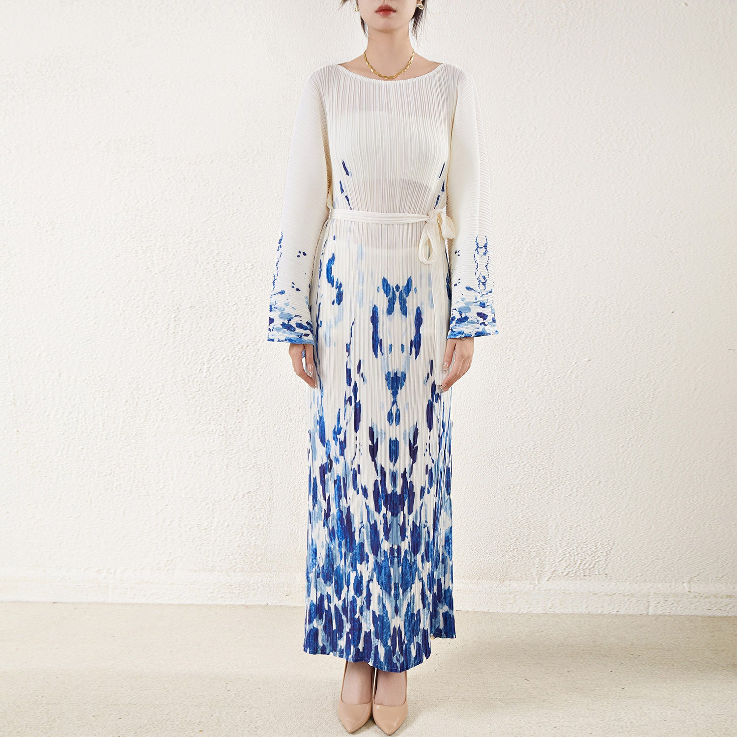 Pleated Printed Lace-Up Straight Dress – Elegant and Modern Women’s Style