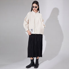 Pleated Short Puffer Jacket – Stylish Lightweight Women’s Outerwear