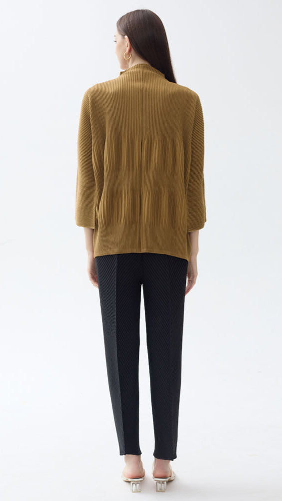 Pleated Solid Color Shirt – Loose Long Sleeve Casual Women’s Top