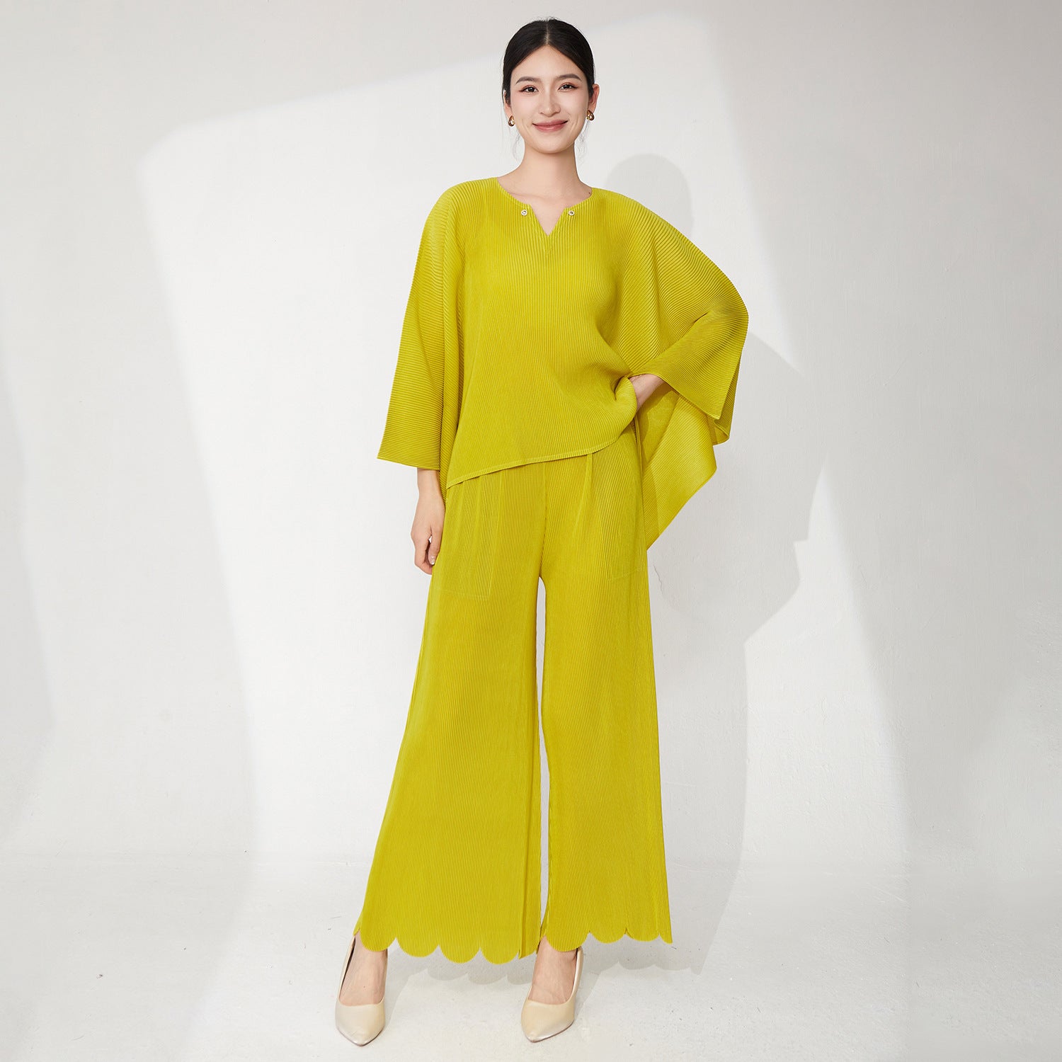 Pleats Please Plus-Size Summer Two-Piece Set – Irregular Top & Straight Pants