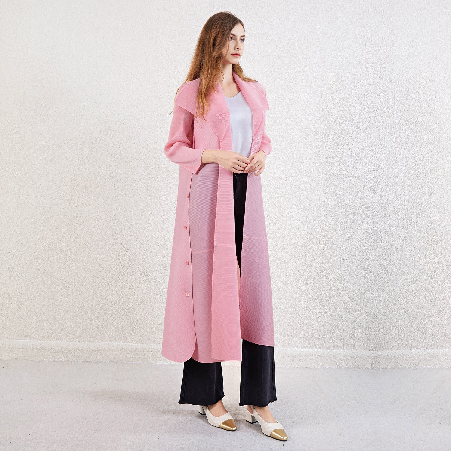 Pleated Elegant Abaya Dress – Modest and Stylish Muslim Women’s Outfit
