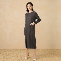 2025 Fall Winter Pleated Long Sleeve Dress – Slim Fit, Elegant Maxi Style for Women