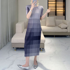 Issey Miyake Pleats Please Style – 拼色多巴胺褶皺連身裙