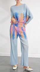 Pleated Printed Plus-Size Top and Pants Set – Stylish Two-Piece Outfit