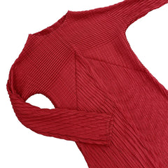 Pleated Fish Scale Maxi Dress – Solid Color Long Sleeve Elegance
