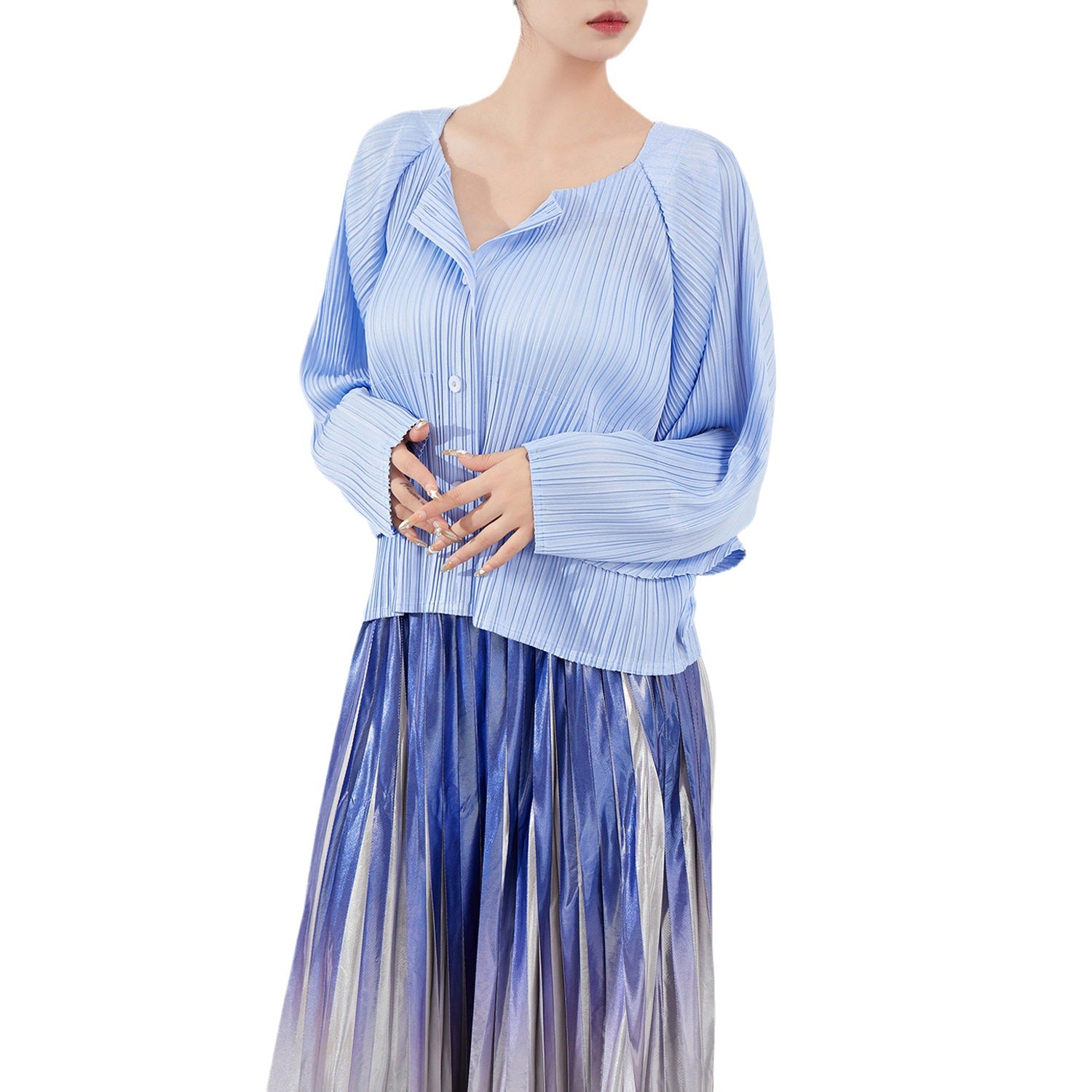 Women's Loose Pleated Shirt Jacket – Lightweight and Versatile Layer