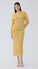 Pleated Striped Top and Slim Skirt Set – Elegant Two-Piece Women’s Outfit