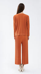 Pleats Please Two-Piece Set – Slim Pleated Jacket & Straight-Leg Pants