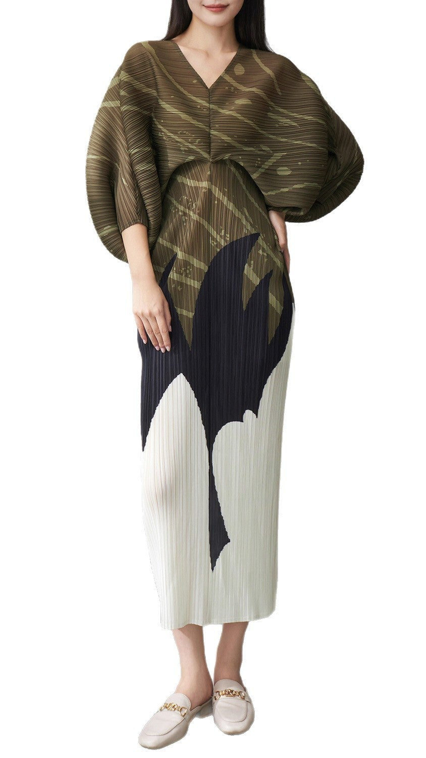 Miyake fashion pleated bat sleeve V-neck skirt spring and summer new temperament print waist slimming niche dress