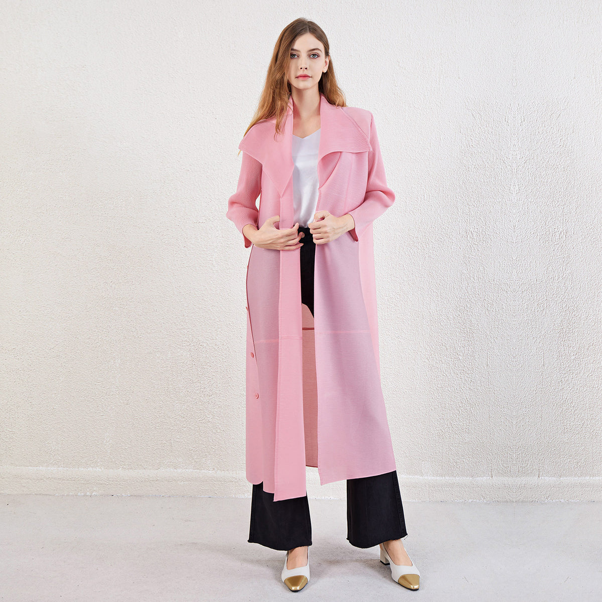 Pleated Elegant Abaya Dress – Modest and Stylish Muslim Women’s Outfit