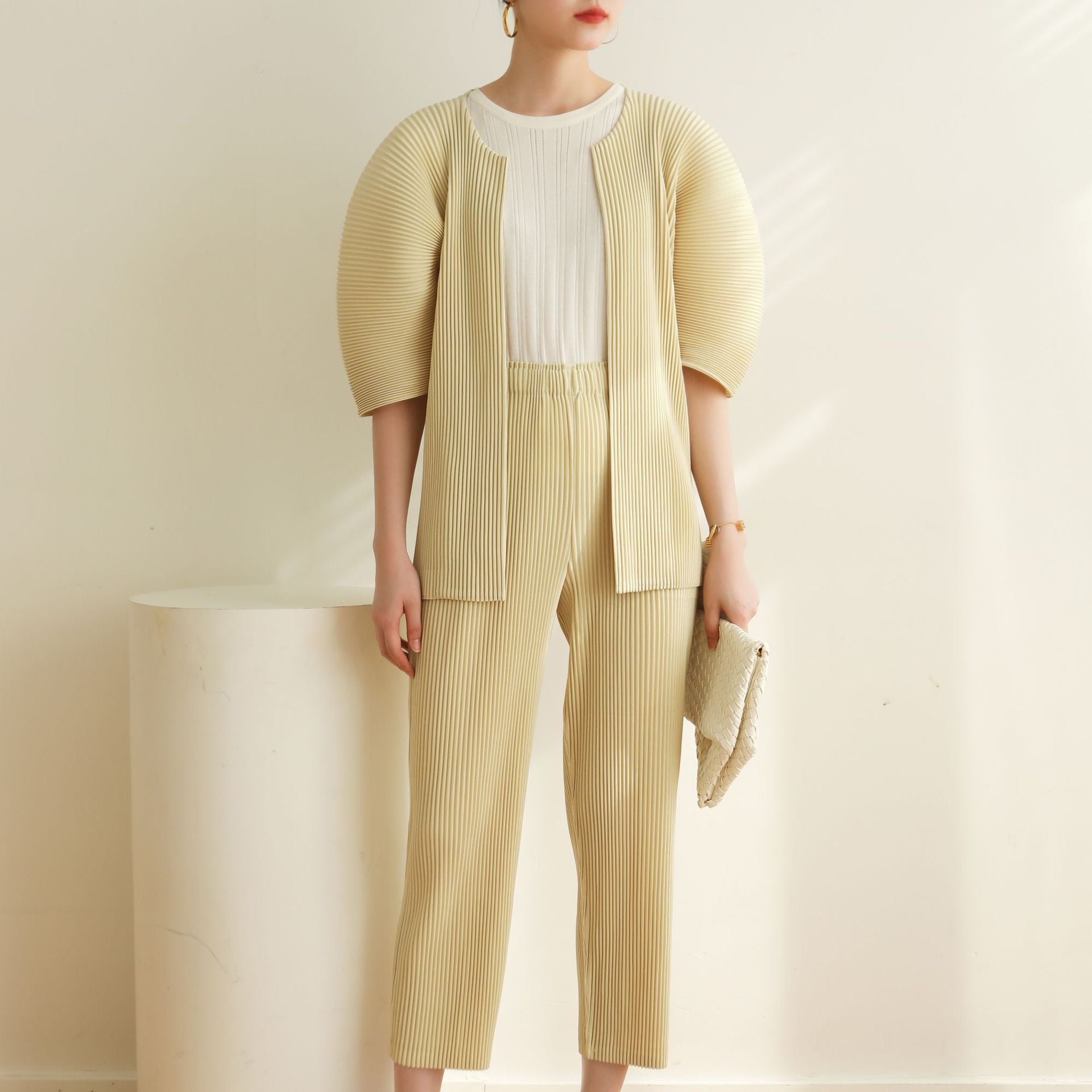 Pleated Two-Piece Set – Lace-Up Cardigan Jacket & Cropped Pants, Casual Chic Style