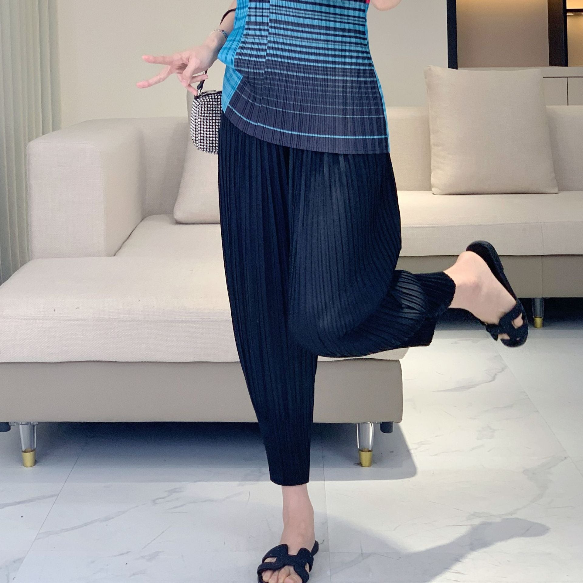 Pleated Harem Pants – Slim Fit Nine-Point Radish Style