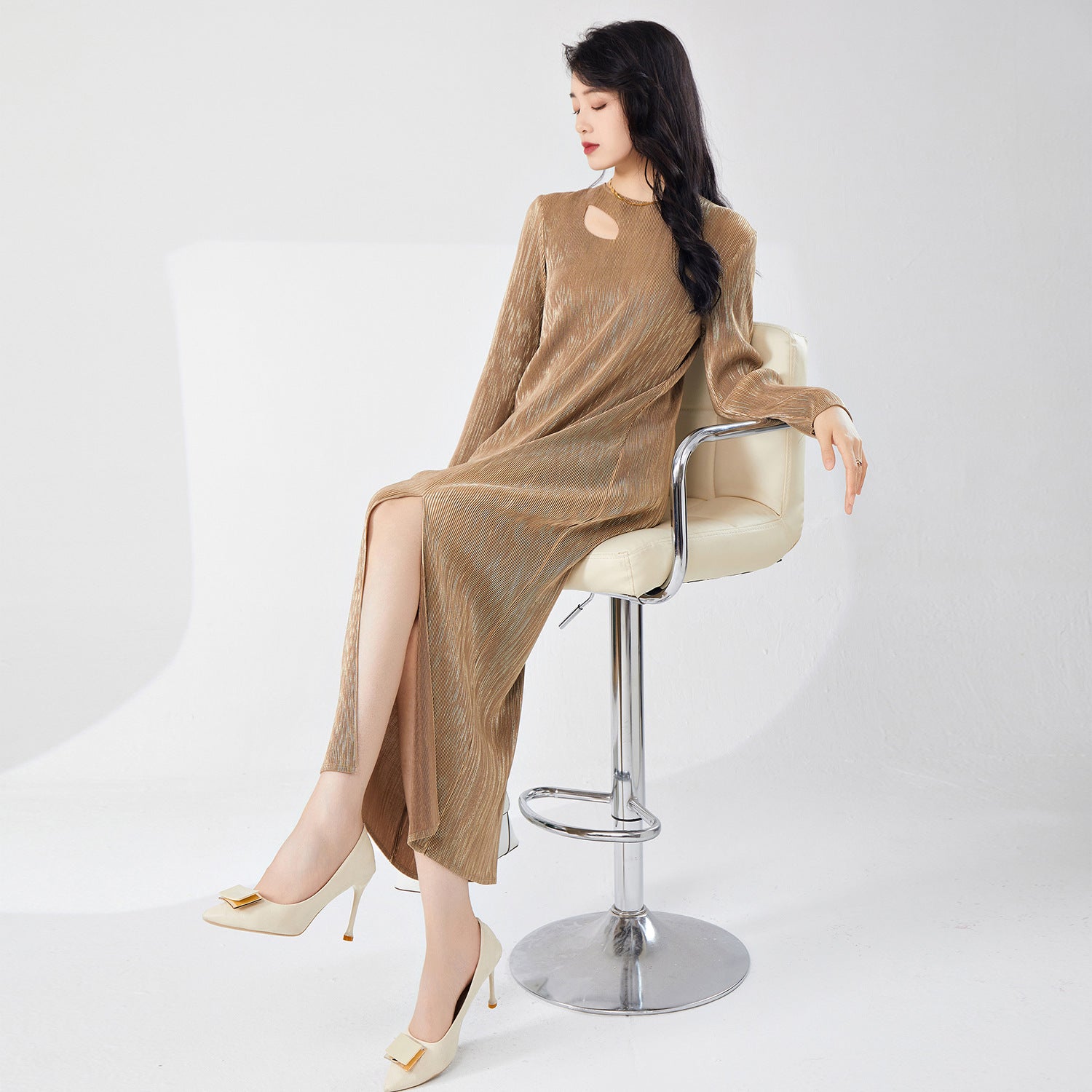 Pleats Please Bronzing Maxi Dress – Elegant Long-Sleeve Pleated Evening Style