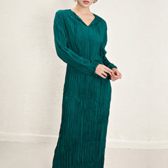 Pleats Please Irregular Pleated Dress – Long-Sleeve Cinched-Waist Elegant Style