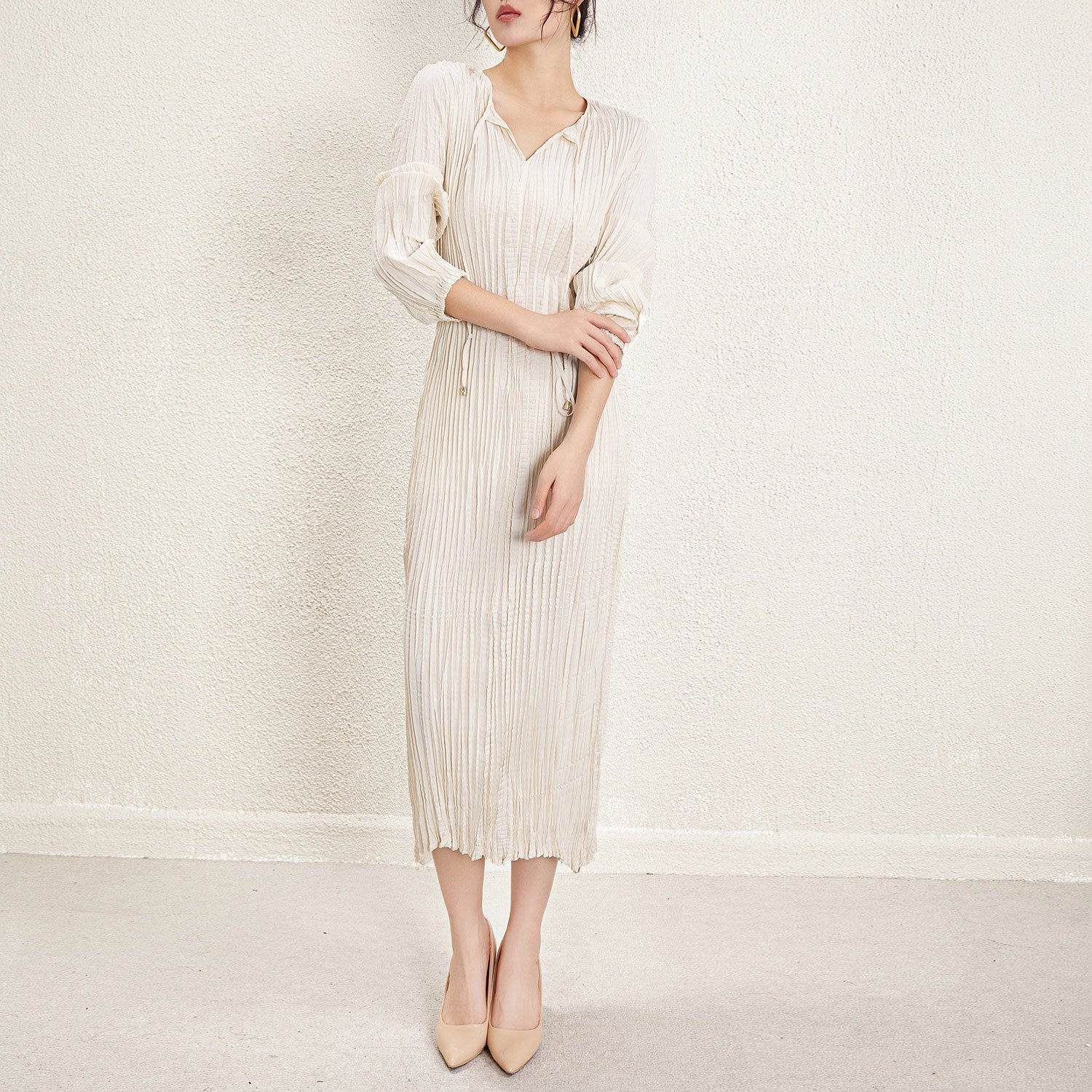 Pleats Please Irregular Pleated Dress – Long-Sleeve Cinched-Waist Elegant Style