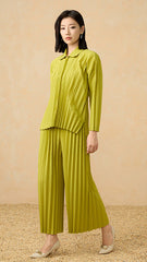 2025 Pre-Spring Handmade Pleated Two-Piece Set – Cardigan Top & Straight-Leg Pants, Effortless Chic