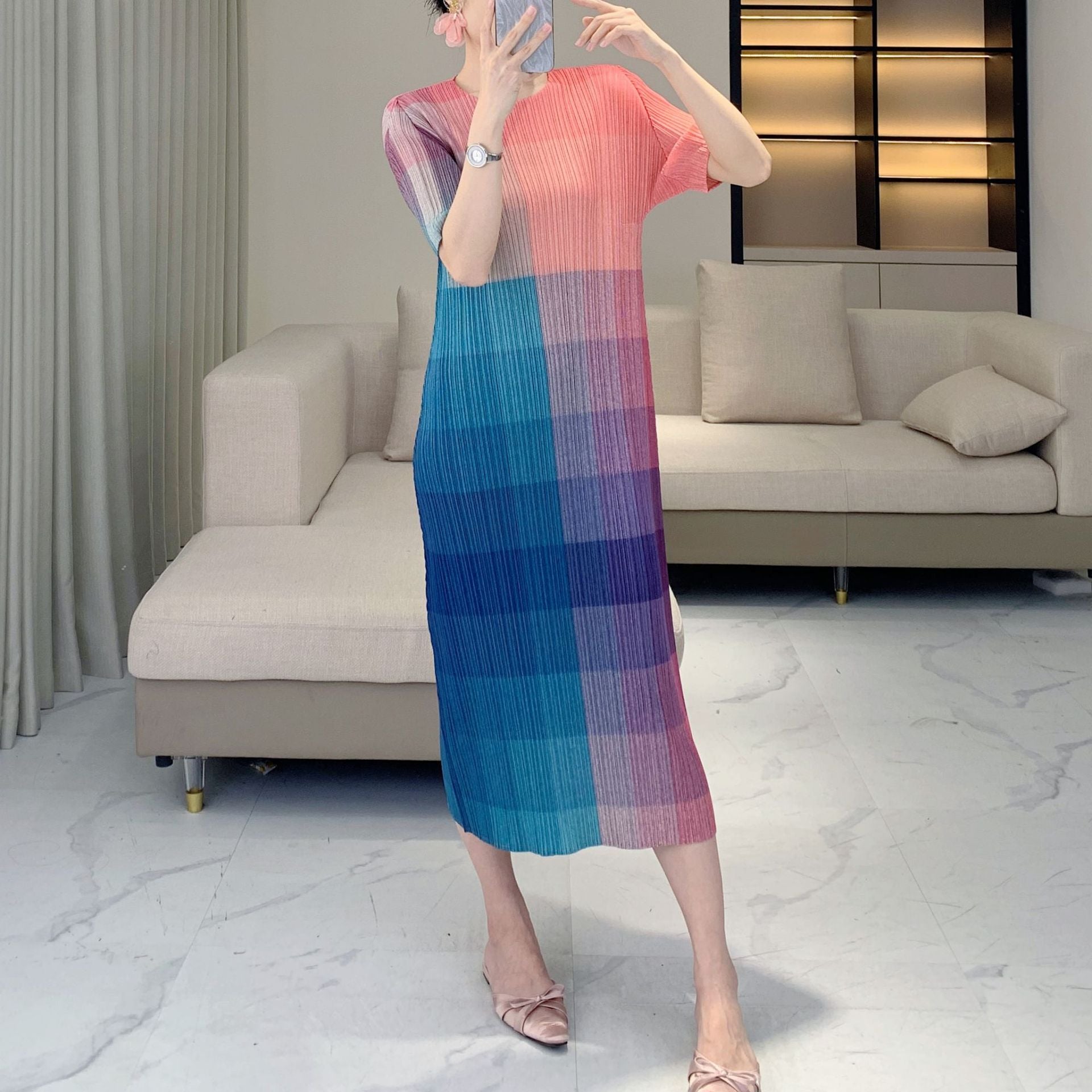 Issey Miyake Pleats Please Style – 拼色多巴胺褶皺連身裙
